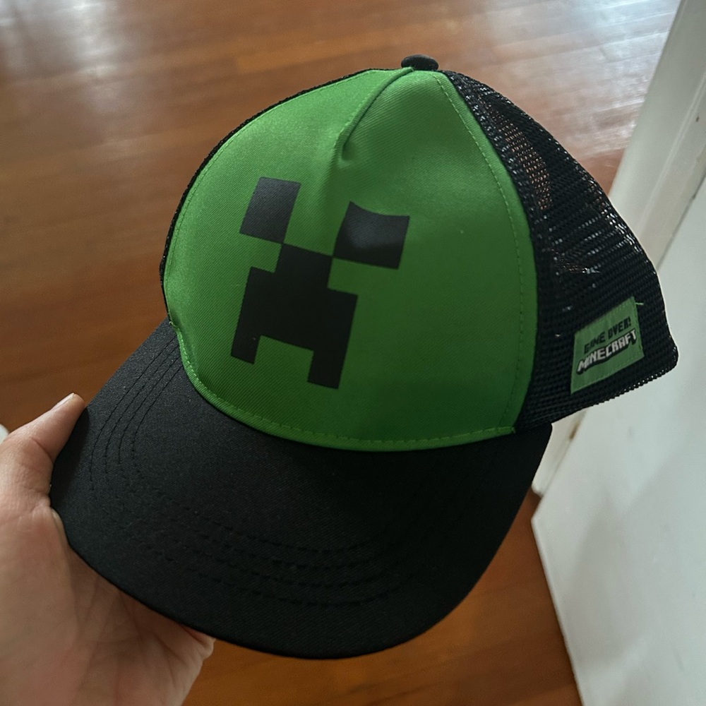 Kid’s Minecraft Creeper SnapBack hat - Picture 5 of 5